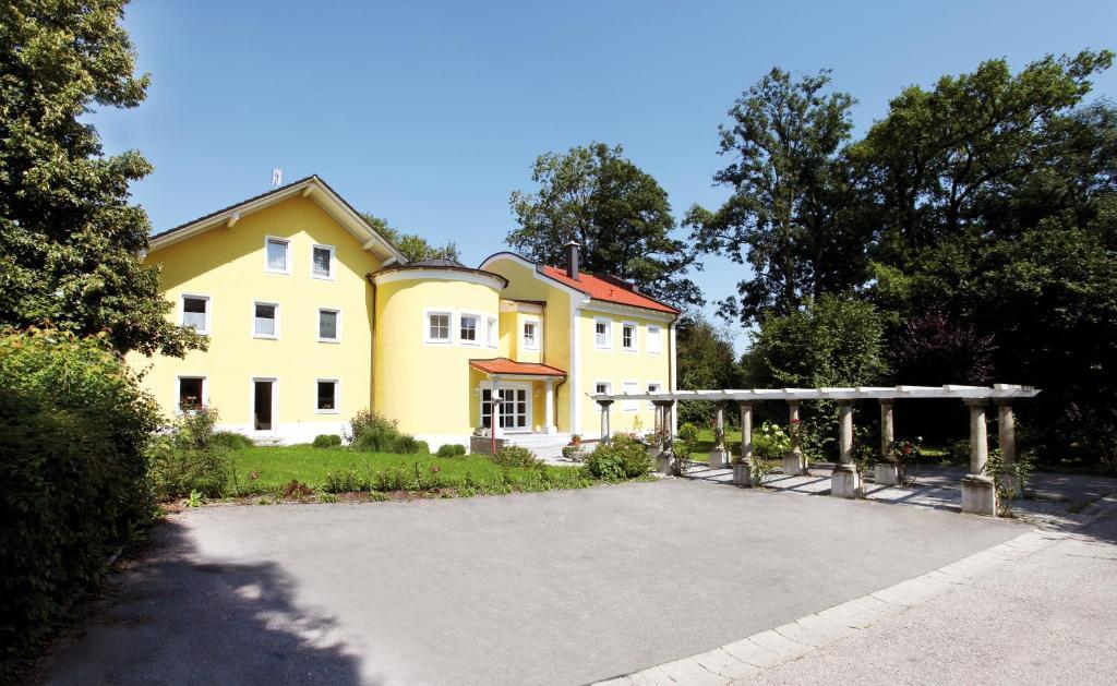 Haus Hildegunde Hotel Bad Fussing Exterior photo